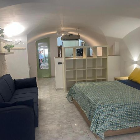 La Maison Des Voyageurs Bari Dış mekan fotoğraf